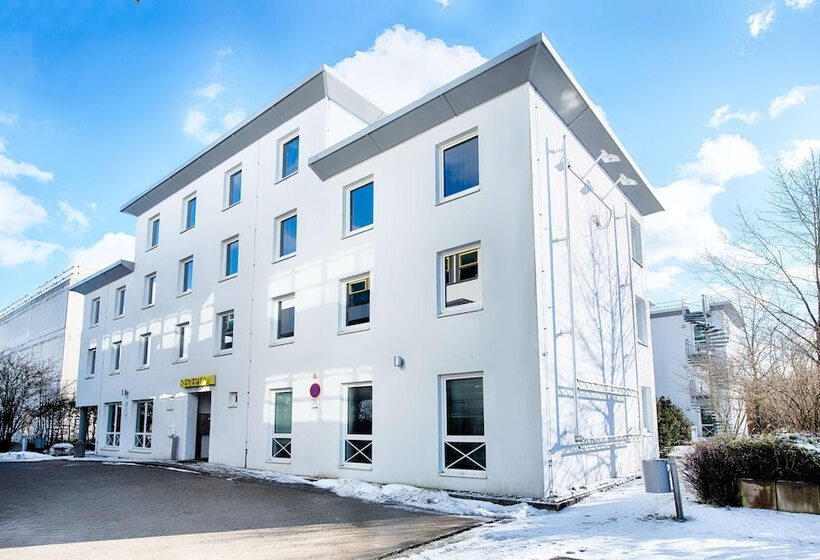 Мотель B&b Hotel München Putzbrunn