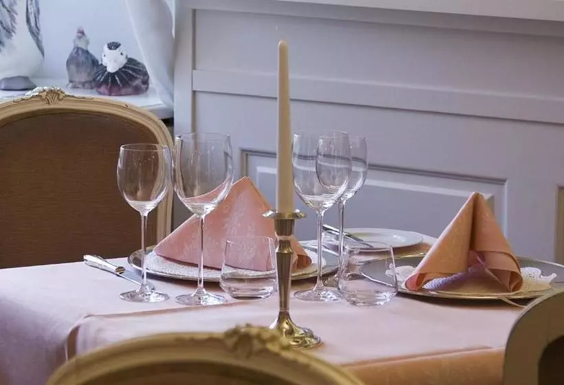 Pensão Gästehaus Am Wasserschloss & Restaurant Wasserschloss Inzlingen