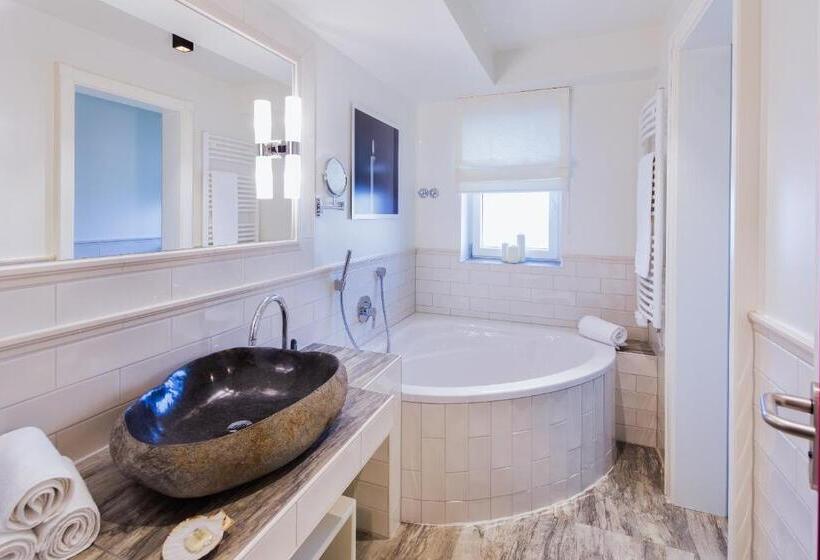 펜션 Landhotel Restaurant Zur Krone