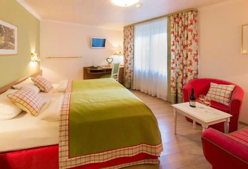 פנסיון Landhotel Restaurant Zur Krone