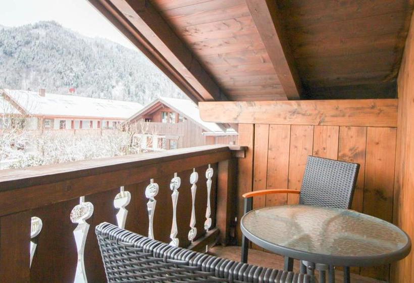 Apartments  Und Ferienhaus Anton