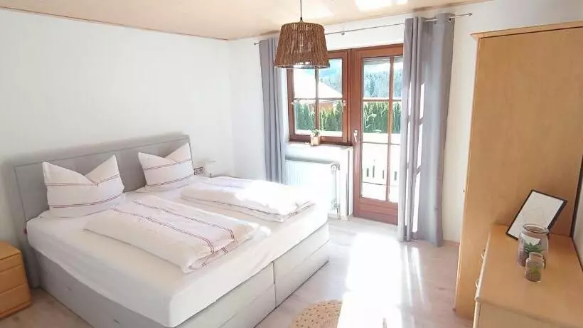 Bed and Breakfast Ferienwohnungen König