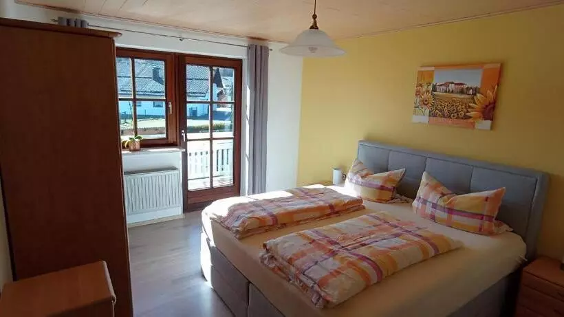 Bed and Breakfast Ferienwohnungen König