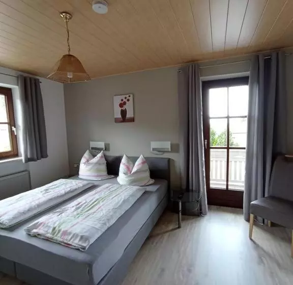 Bed and Breakfast Ferienwohnungen König