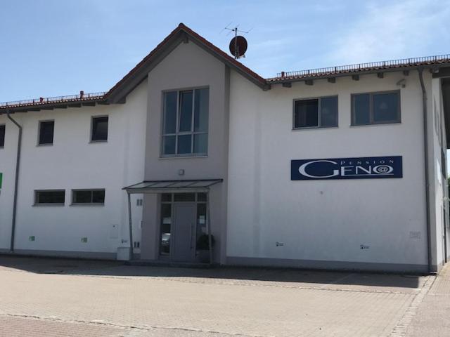 مبيت وإفطار Pension Geno