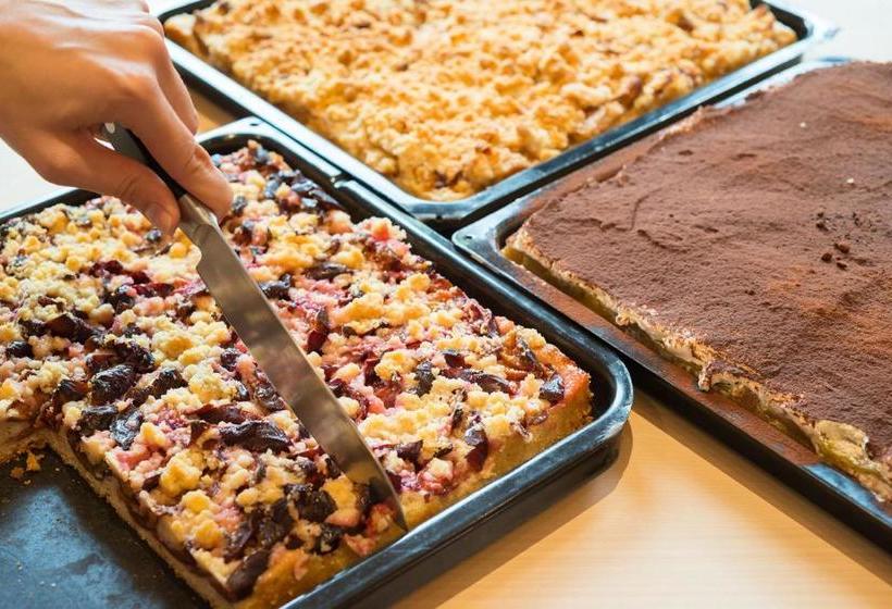 Gasthof Pension Brauner Hirsch In Alfeld   Mittelfranken