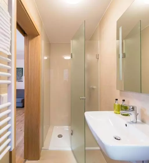 Gasthof Pension Brauner Hirsch In Alfeld Mittelfranken