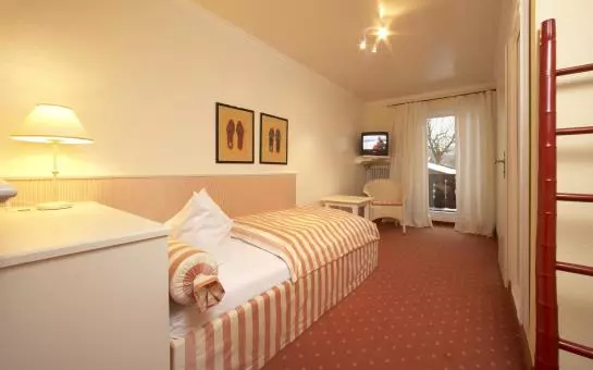 Отель Föhrenhof Garni