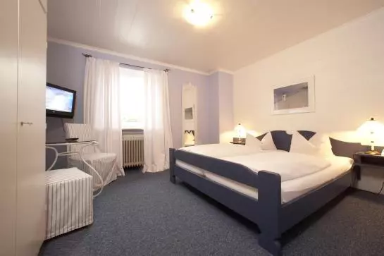 Отель Föhrenhof Garni