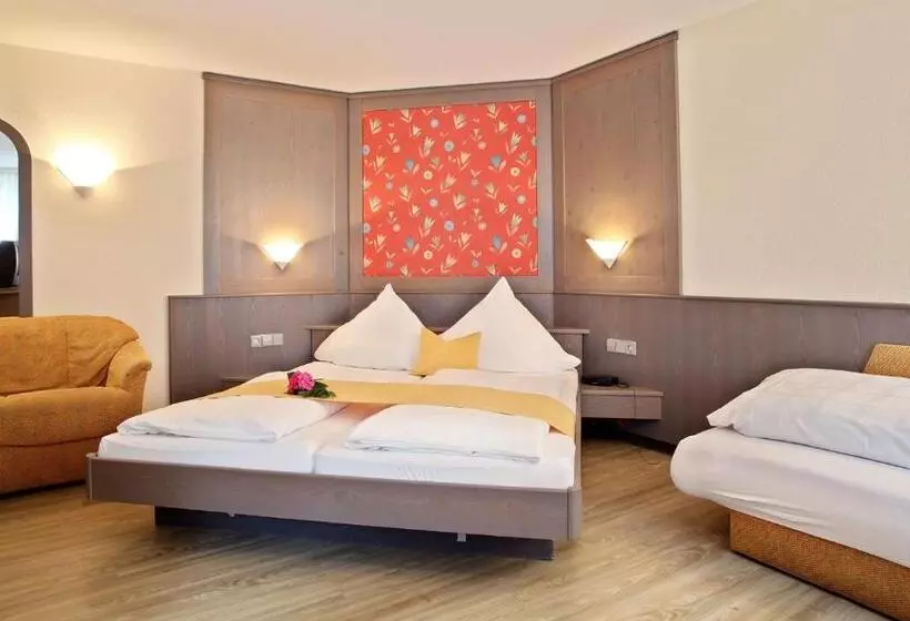 Отель Gasthof Traubenbrau