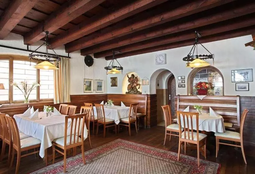 Отель Gasthof Traubenbrau