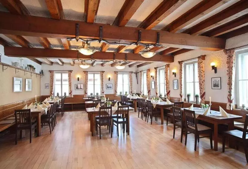 Отель Gasthof Traubenbrau