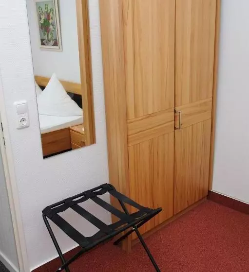 호텔 Hessischer Hof