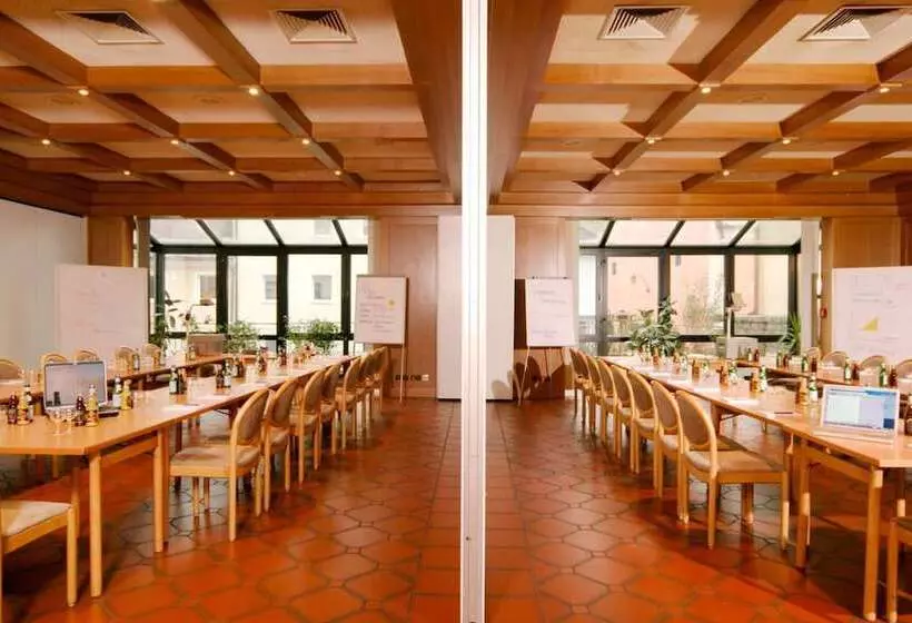 Отель Randsbergerhof