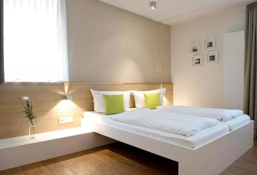 בית מלון כפרי Volkspark