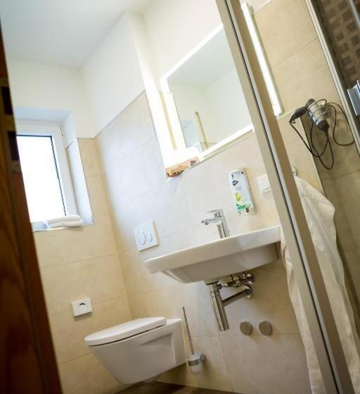 بنسيون Gasthof Hotel Harth