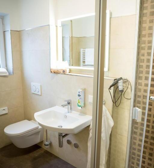 بنسيون Gasthof Hotel Harth