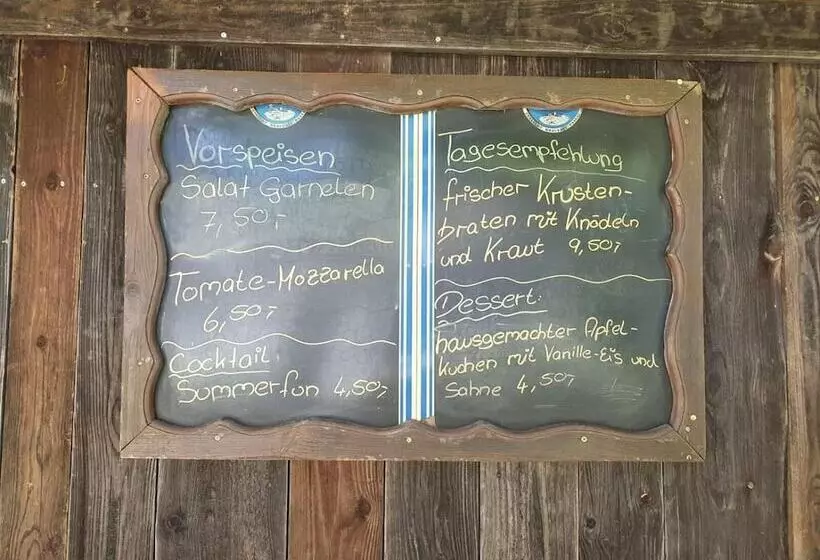 پانسیون Landgasthof Zum Kirchenwirt