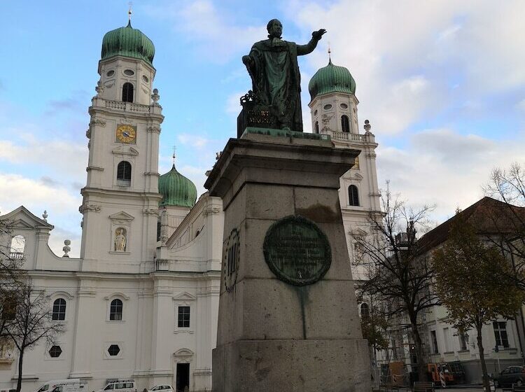 펜션 Landgasthof Zum Kirchenwirt