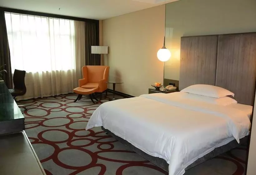 בית מלון כפרי Dongguan Silver World Garden