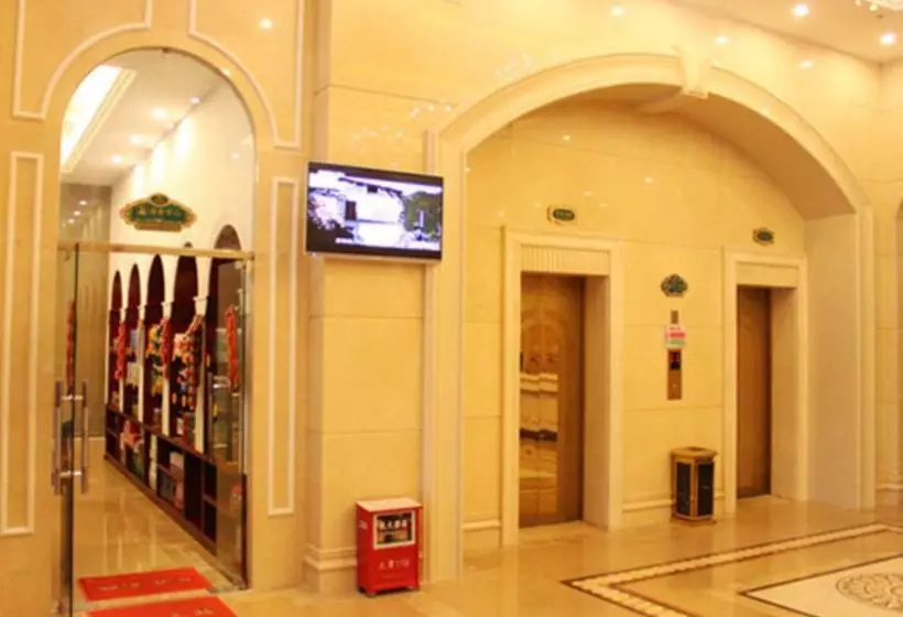 Отель Vienna 3 Best Zhuhai Gongbei Branch