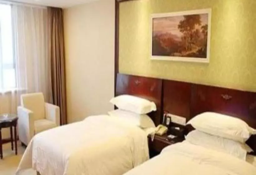 Отель Vienna 3 Best Zhuhai Gongbei Branch