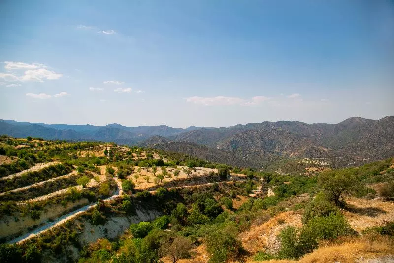 هتل Archontiko Kiverniti