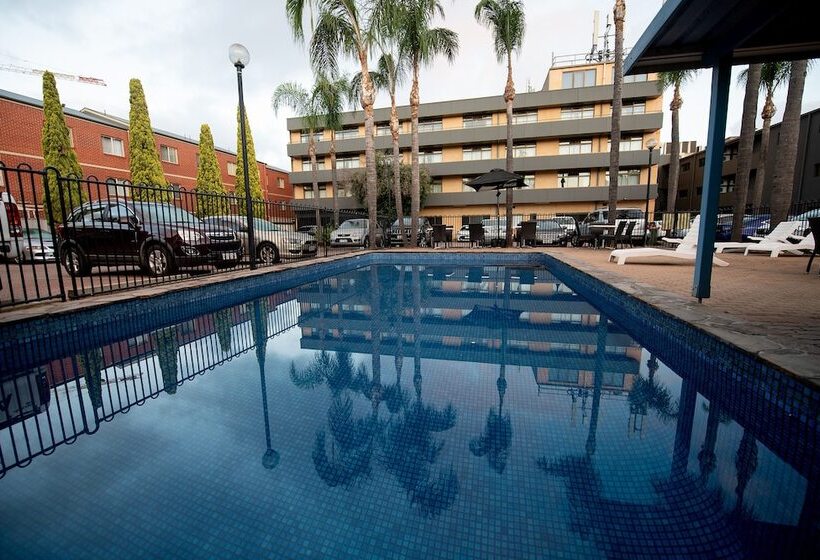 Отель Econo Lodge North Adelaide