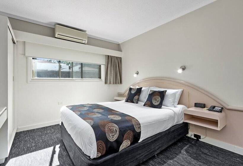Отель Econo Lodge North Adelaide