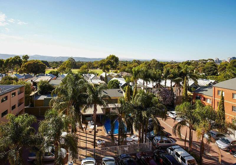 Отель Econo Lodge North Adelaide