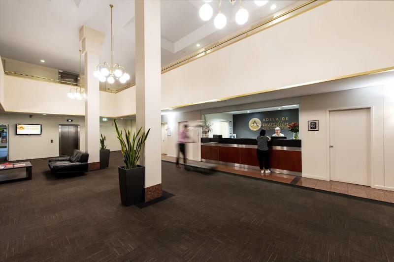 Отель Econo Lodge North Adelaide