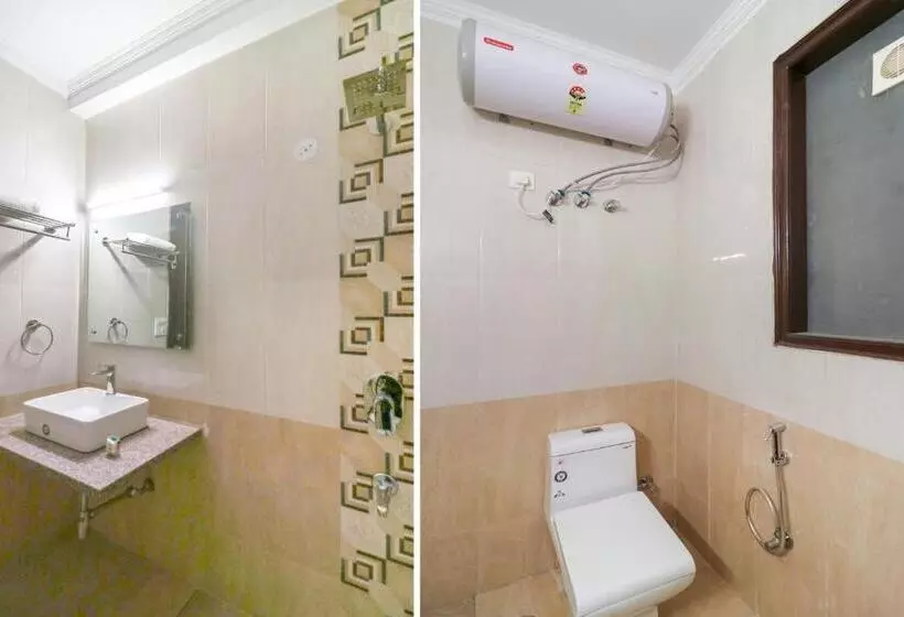 ホテル Collection O Comfort Residency Near Artemis Hospital
