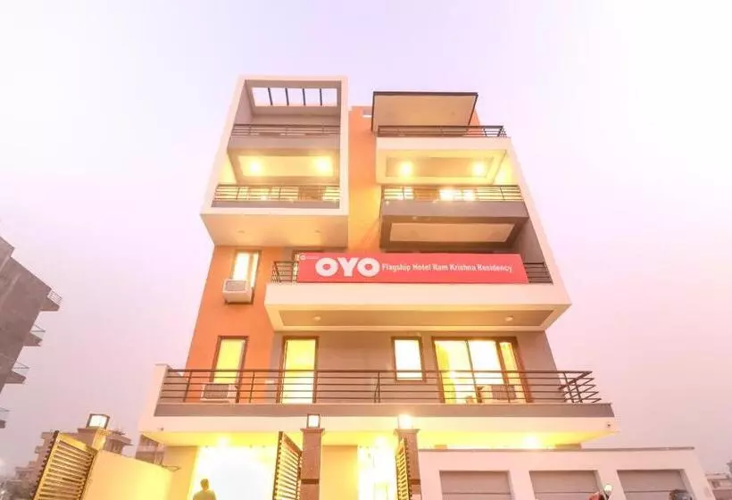 ホテル Collection O Comfort Residency Near Artemis Hospital