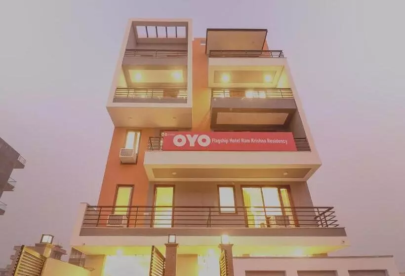 ホテル Collection O Comfort Residency Near Artemis Hospital
