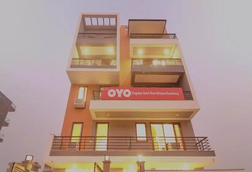 ホテル Collection O Comfort Residency Near Artemis Hospital