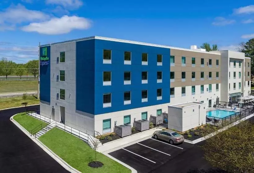 Hotelli Holiday Inn Express   Huntsville Space Center, An Ihg