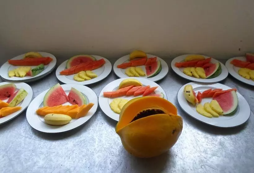 Hotelli Kandy Hills Resort