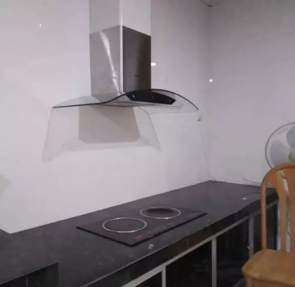 هتل Oyo 90310 E Homestay Permai Timur