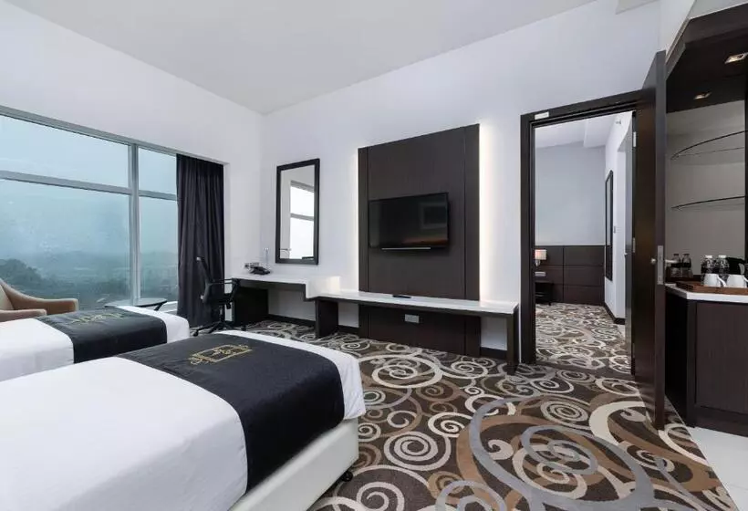 Raia Hotel & Convention Centre Kuching