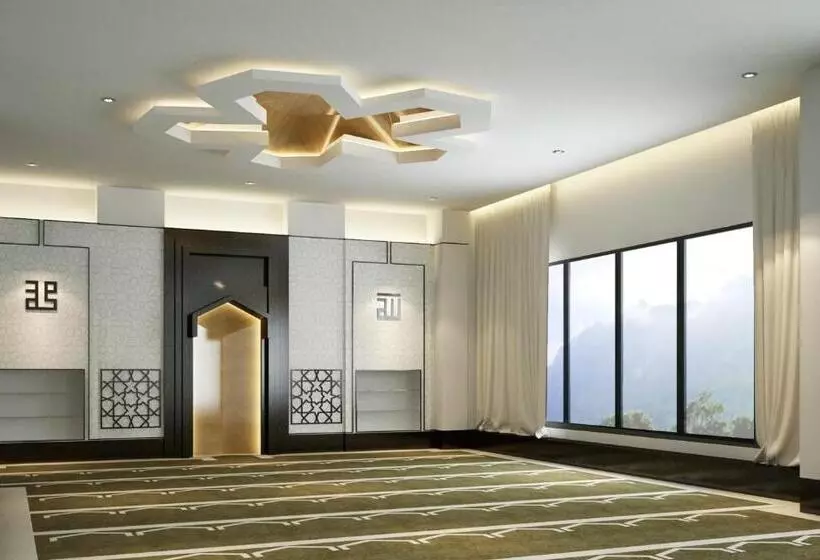 Raia Hotel & Convention Centre Kuching