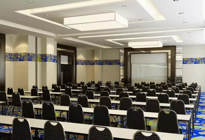 Raia Hotel & Convention Centre Kuching