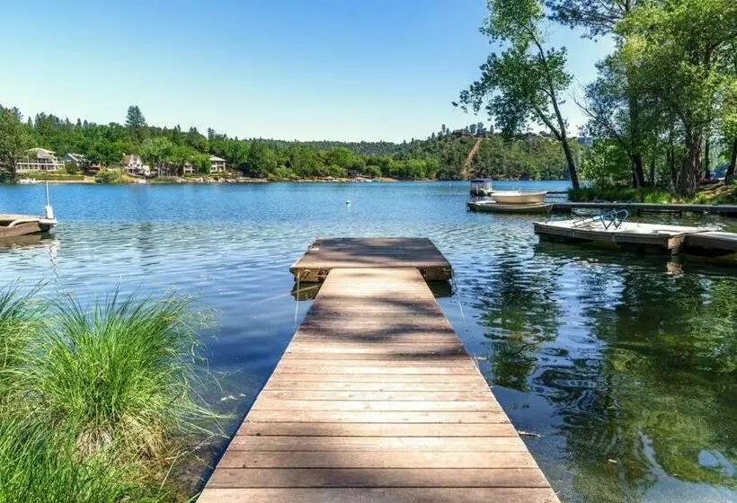 Pet Friendly Hart Lake House Cabin