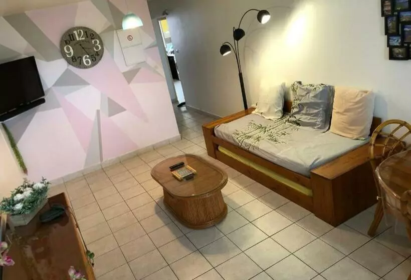 Appartement Des Aigrettes Saint Gilles Les Bains