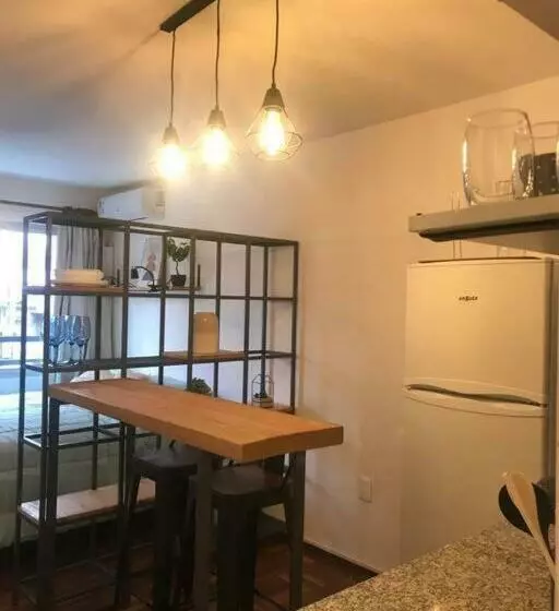 Comodo Monoambiente Bien Ubicado En Cordon