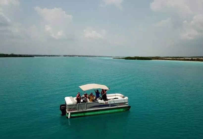 ホテル Casa La Joya Bacalar