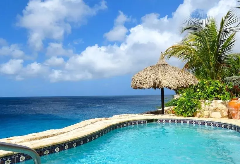 هتل Lagun Blou Resort