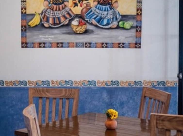 هتل Mesón Santa Clara