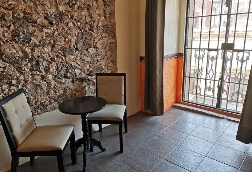 هتل Mesón Santa Clara