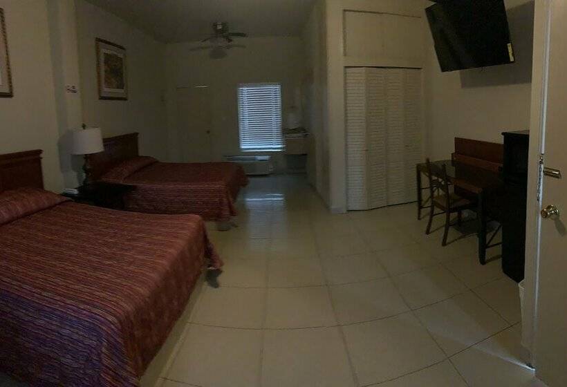 هتل Plaza Riviera