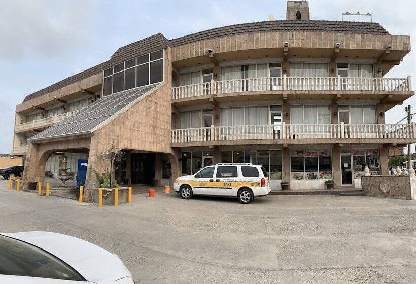 هتل Plaza Riviera